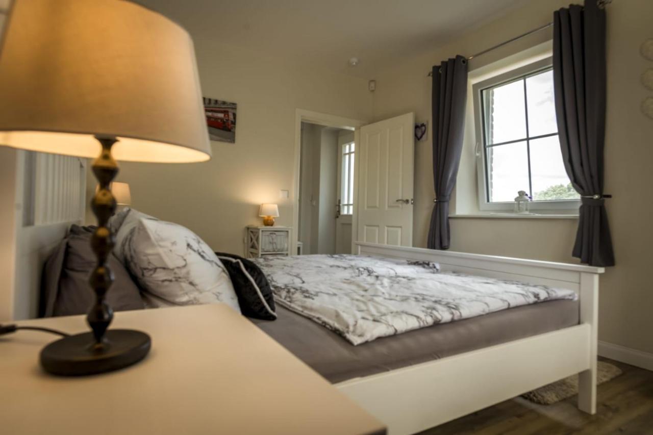 Ferienwohnung Heide View Биспинген Экстерьер фото